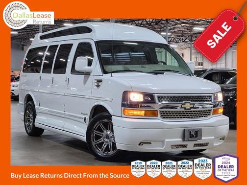 White 2015 Chevrolet Express 2500 Cargo
