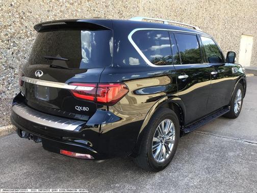 2021 INFINITI QX80 Luxe
