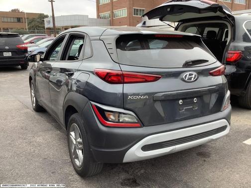 2022 Hyundai KONA SE