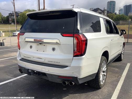 2022 GMC Yukon XL Denali