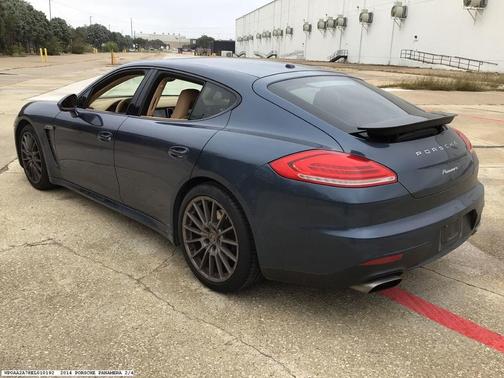 2014 Porsche Panamera 4