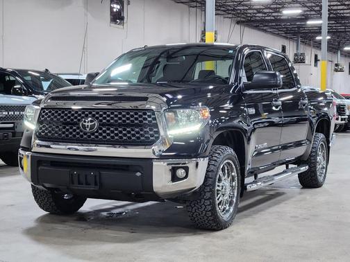 2018 Toyota Tundra SR5