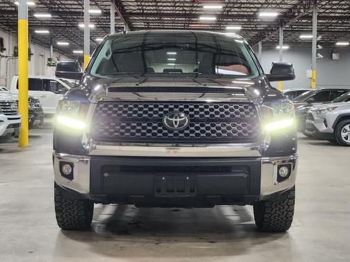 2018 Toyota Tundra SR5