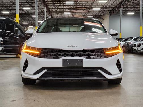 2022 Kia K5 EX