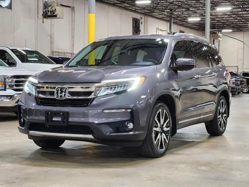 2022 Honda Pilot Touring 7-Passenger