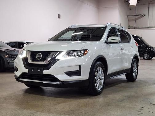 2020 Nissan Rogue SV