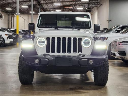2020 Jeep Wrangler Unlimited Sahara Altitude