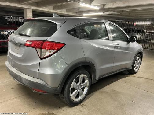 Lunar Silver Metallic 2022 Honda HR-V LX