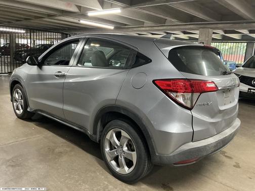 Lunar Silver Metallic 2022 Honda HR-V LX