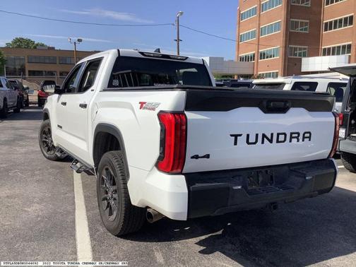 2022 Toyota Tundra SR5