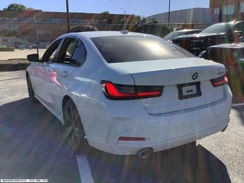 2023 BMW 330 i