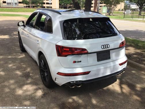 Glacier White Metallic 2023 Audi SQ5 3.0T Prestige