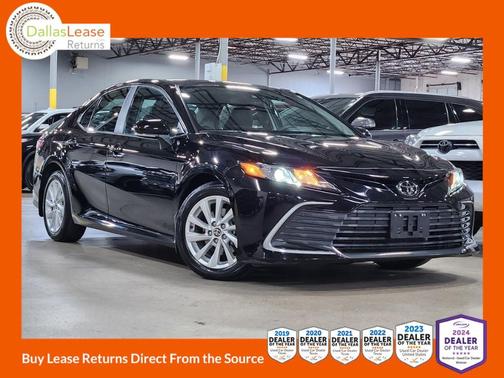 Black 2023 Toyota Camry LE