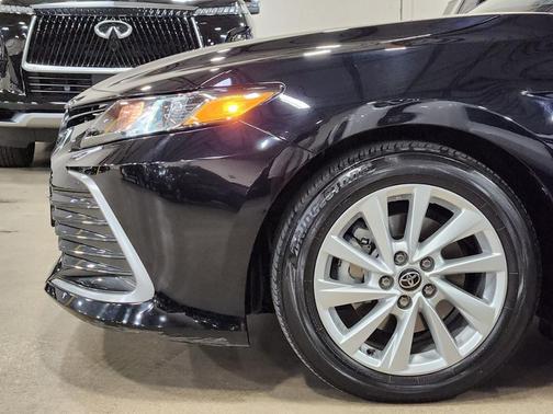 Black 2023 Toyota Camry LE