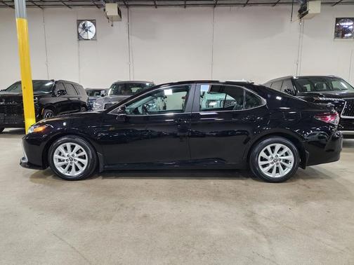 Black 2023 Toyota Camry LE