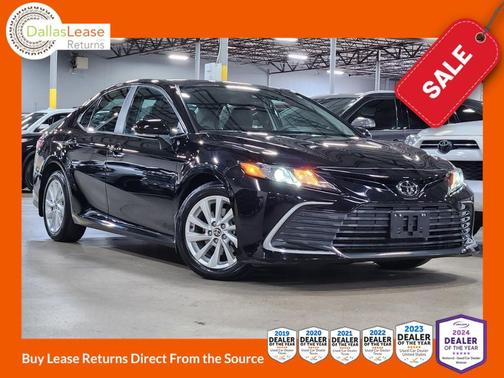 Black 2023 Toyota Camry LE