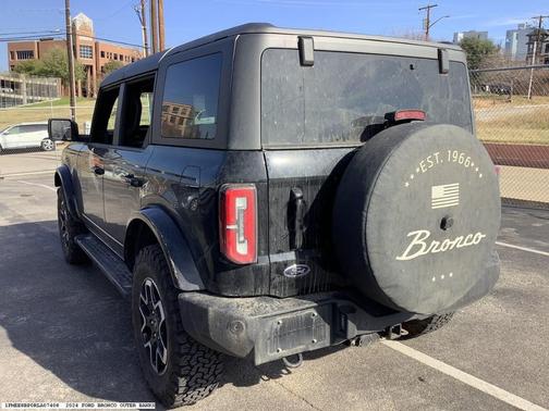 2024 Ford Bronco Outer Banks