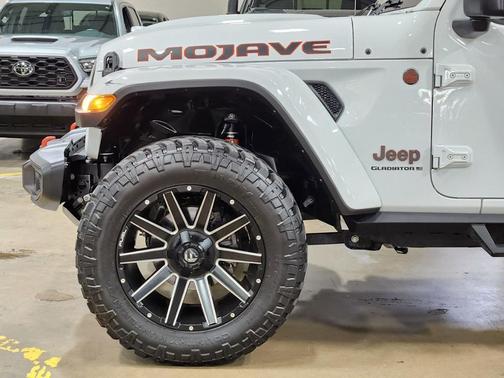 2023 Jeep Gladiator Mojave