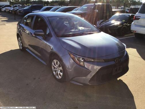 2022 Toyota Corolla LE