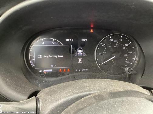 2023 Nissan Kicks SV