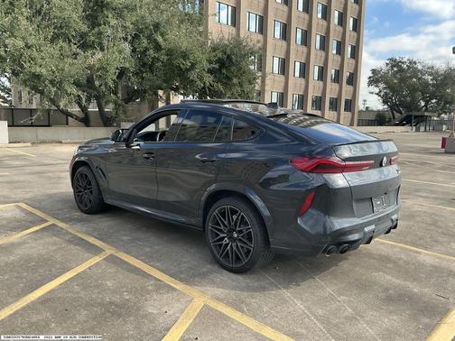 2022 BMW X6 M Base