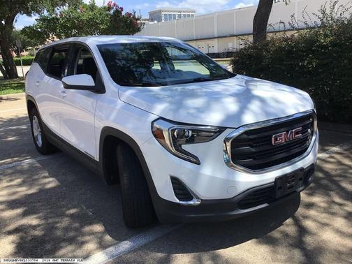 White 2019 GMC Terrain SLE