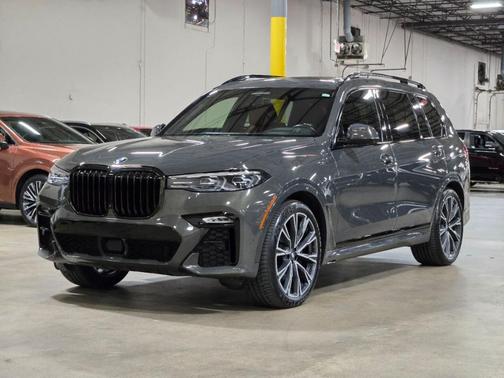 2022 BMW X7 xDrive40i