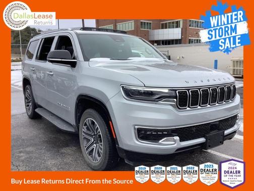 2023 Jeep Wagoneer Base