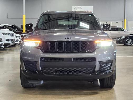 Gray 2022 Jeep Grand Cherokee L Laredo