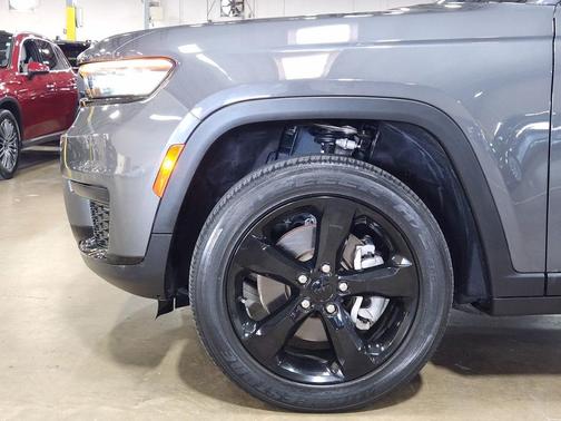 Gray 2022 Jeep Grand Cherokee L Laredo