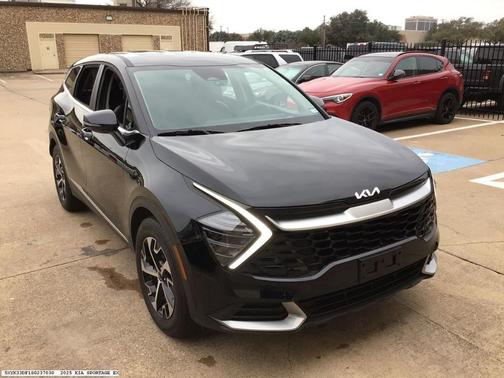 2025 Kia Sportage EX