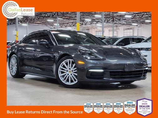2017 Porsche Panamera 4