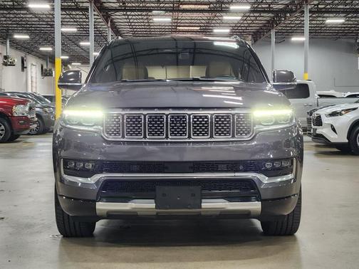 2022 Jeep Grand Wagoneer Series III