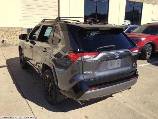 2021 Toyota RAV4 Hybrid XSE