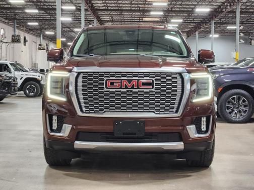 Redwood Metallic 2022 GMC Yukon Denali