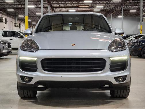 2018 Porsche Cayenne Platinum Edition