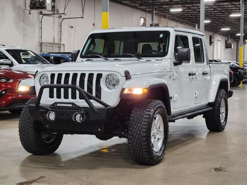 2021 Jeep Gladiator Sport
