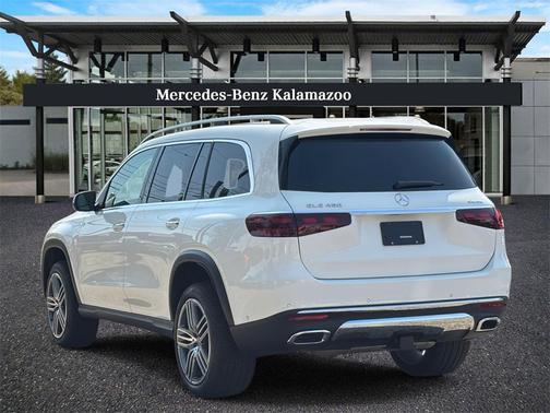 2025 Mercedes-Benz GLS 450 4MATIC