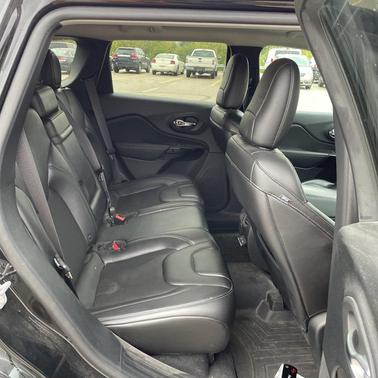 2019 Jeep Cherokee Altitude