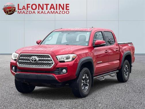 2017 Toyota Tacoma SR