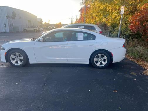 2020 Dodge Charger SXT