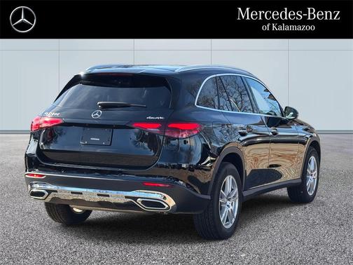 2025 Mercedes-Benz GLC 300 4MATIC