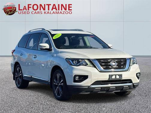 2017 Nissan Pathfinder Platinum