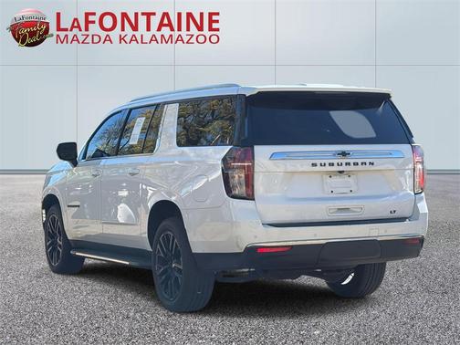 2021 Chevrolet Suburban LT