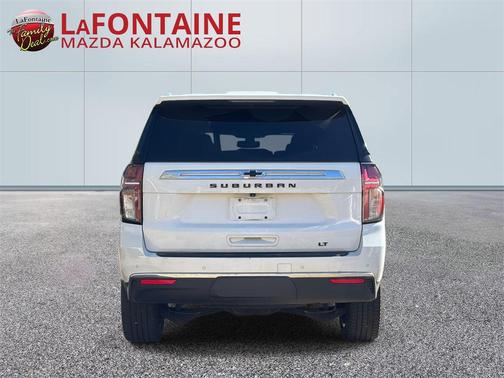 2021 Chevrolet Suburban LT