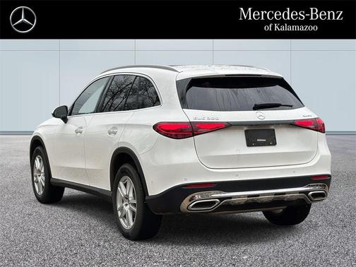 2025 Mercedes-Benz GLC 300 4MATIC