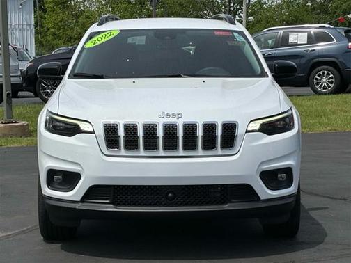 2022 Jeep Cherokee Latitude Lux