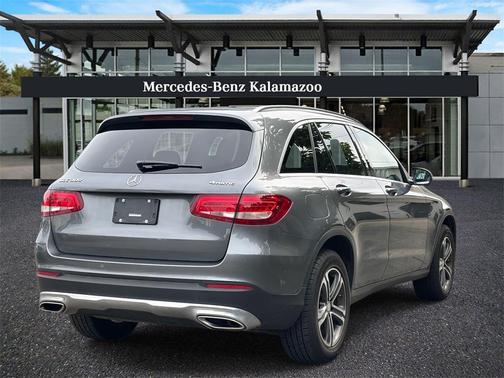 2017 Mercedes-Benz GLC 300 4MATIC