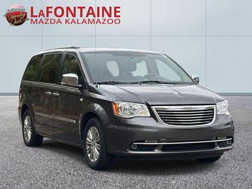 2014 Chrysler Town & Country Touring-L