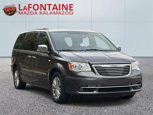 2014 Chrysler Town & Country Touring-L